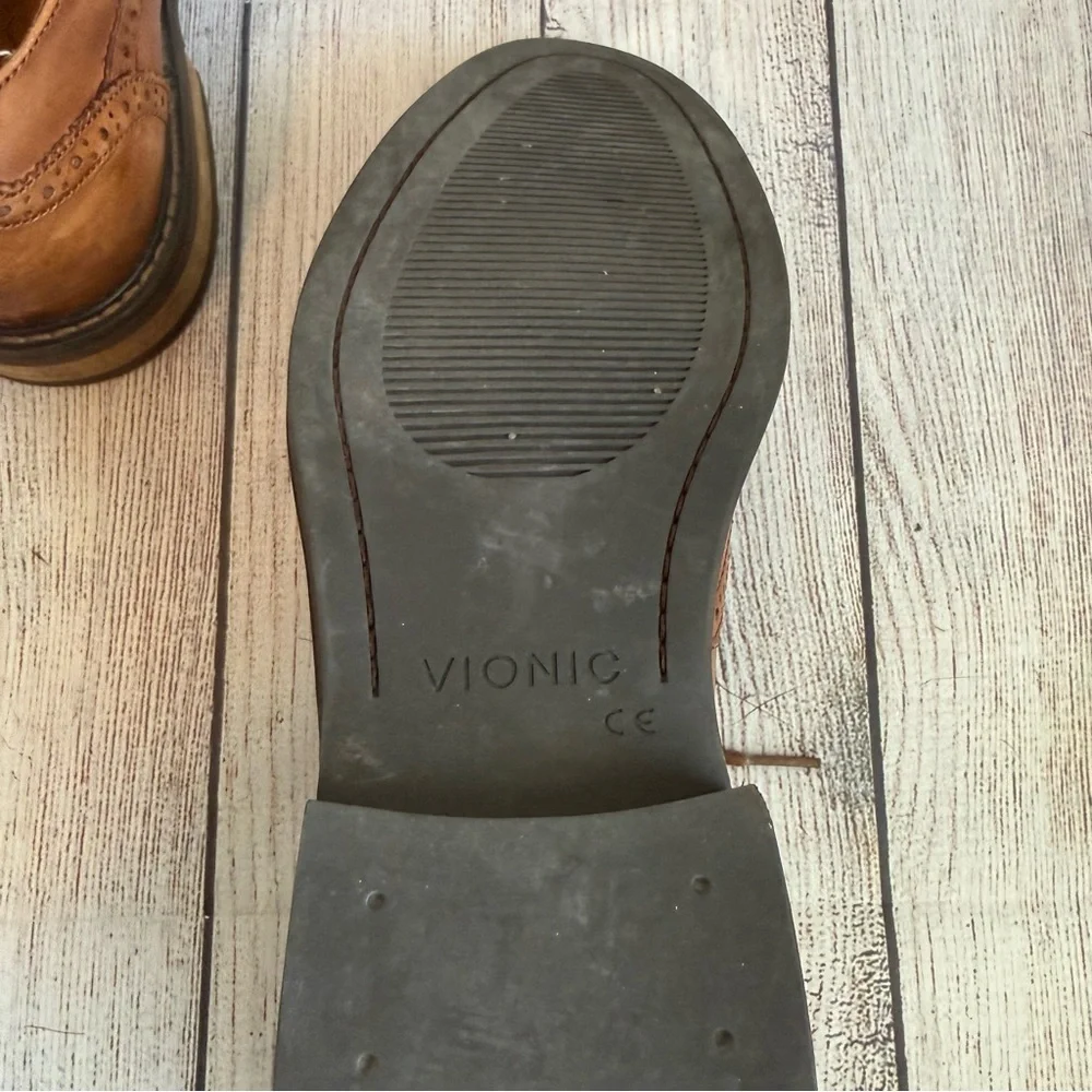 VIONIC Bruno Oxford Brown Shoes 9